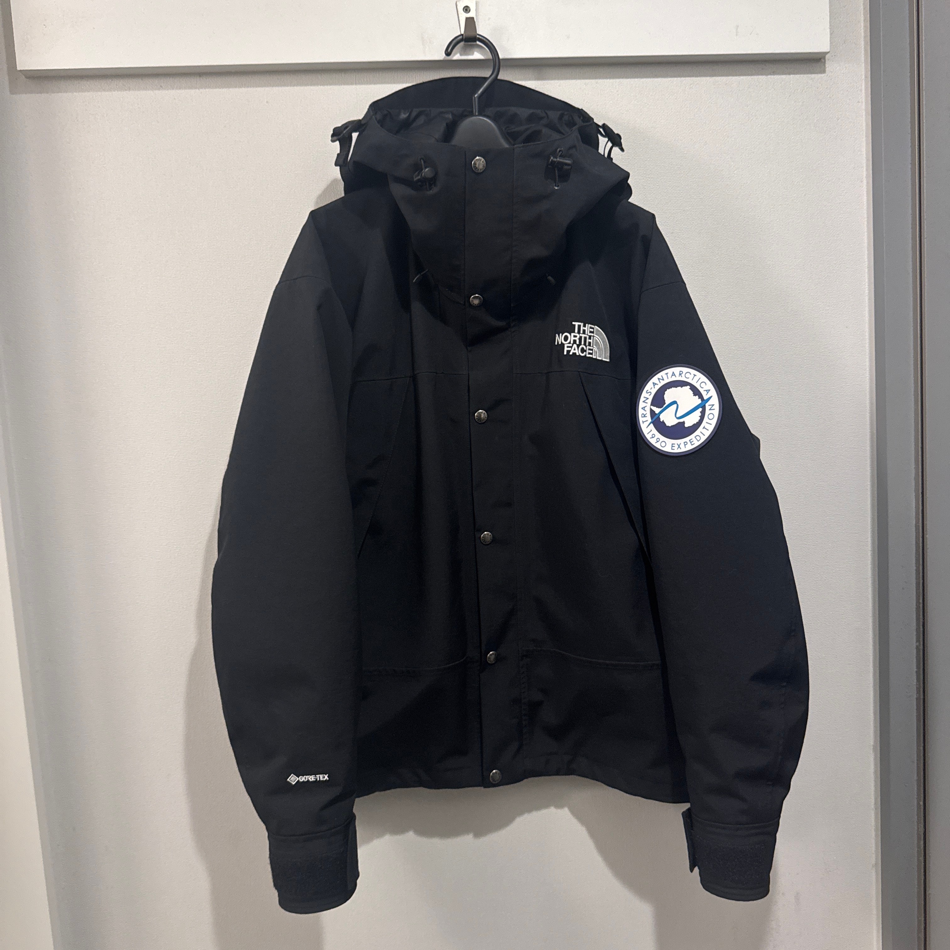 The North Face 40th Trans Antarctica Mountain Jacket "Black"
