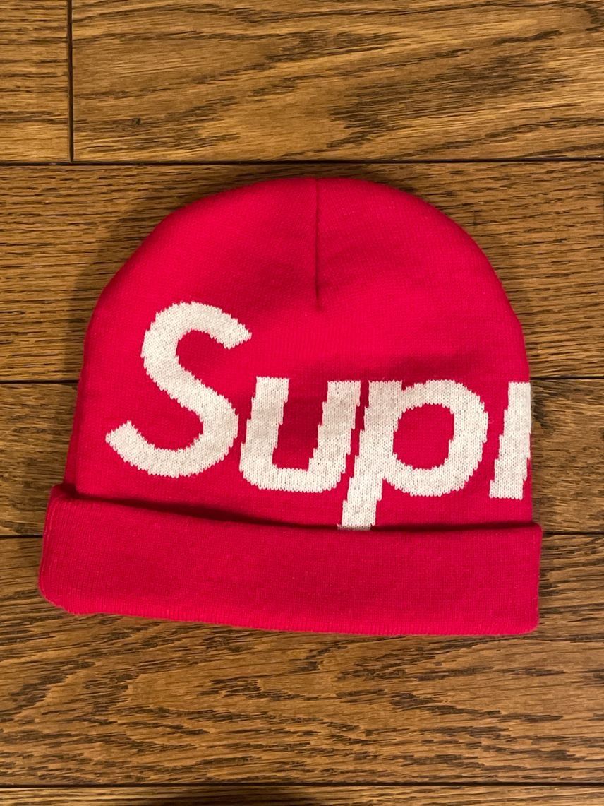 Supreme Big Logo Beanie "Red"