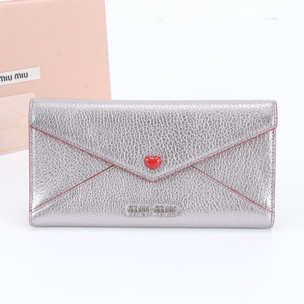 ■極美品 ミュウミュウ マドラス ラブレター 5MH024 長財布 レザー
