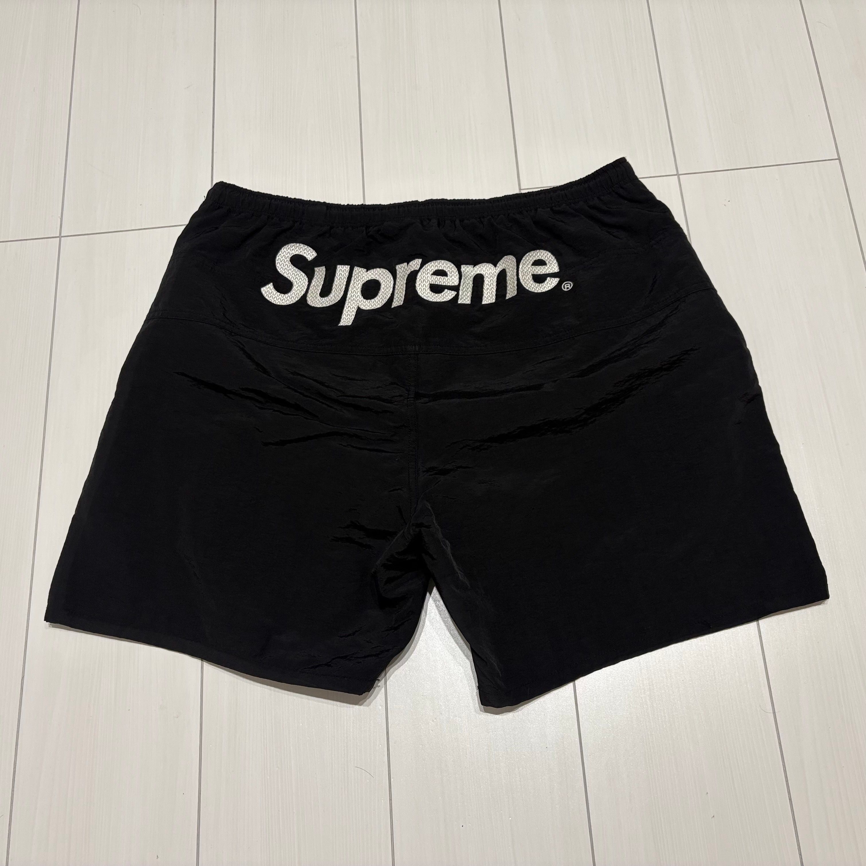 Supreme Split Logo Water Short 17SS "Black"
