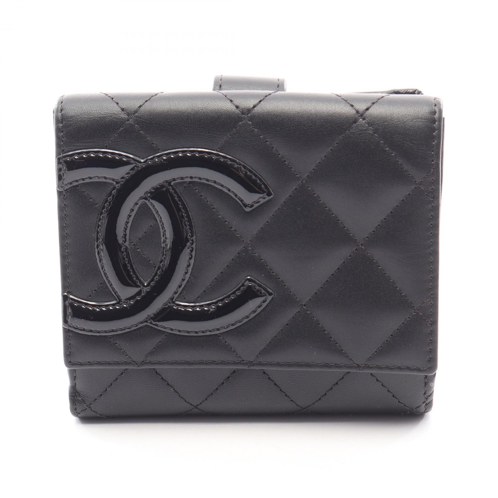 シャネル CHANEL カンボンライン Wホック財布 財布 レザー エナメル レディース ブラック系 【中古】