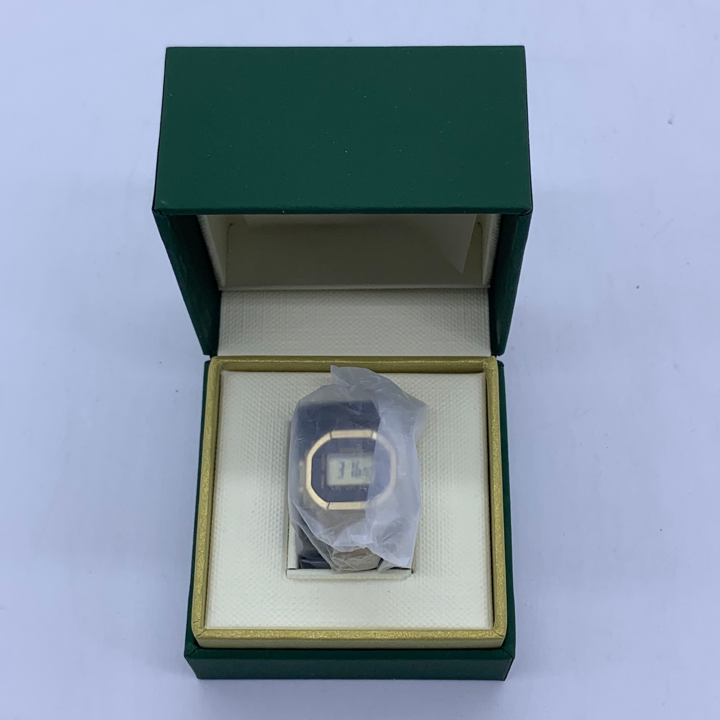 Casio Ring Watch "Gold" CRW-001G