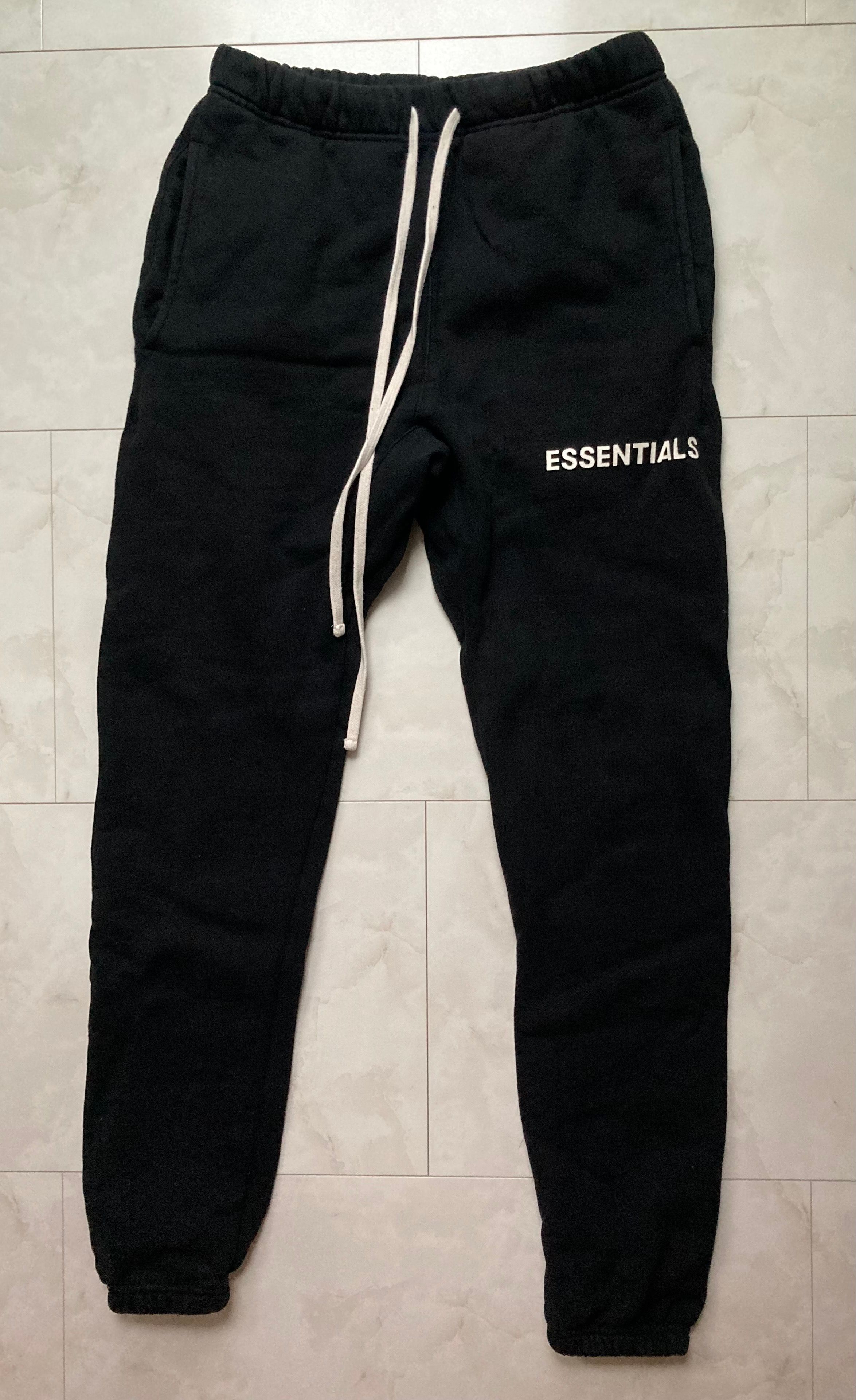 FEAR OF GOD Essentials Graphic Sweatpants "Black"