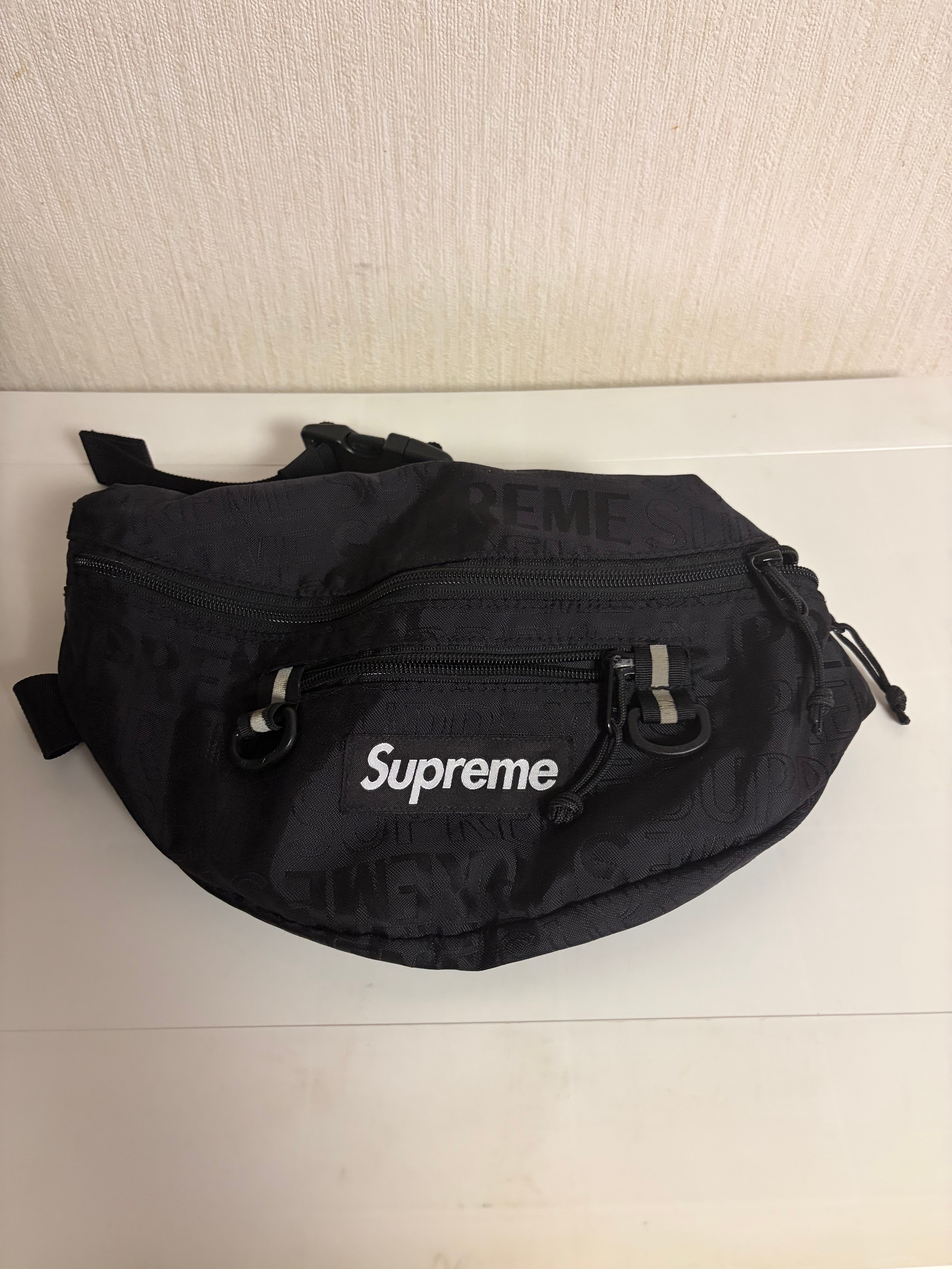Supreme 19SS Waist Bag 
