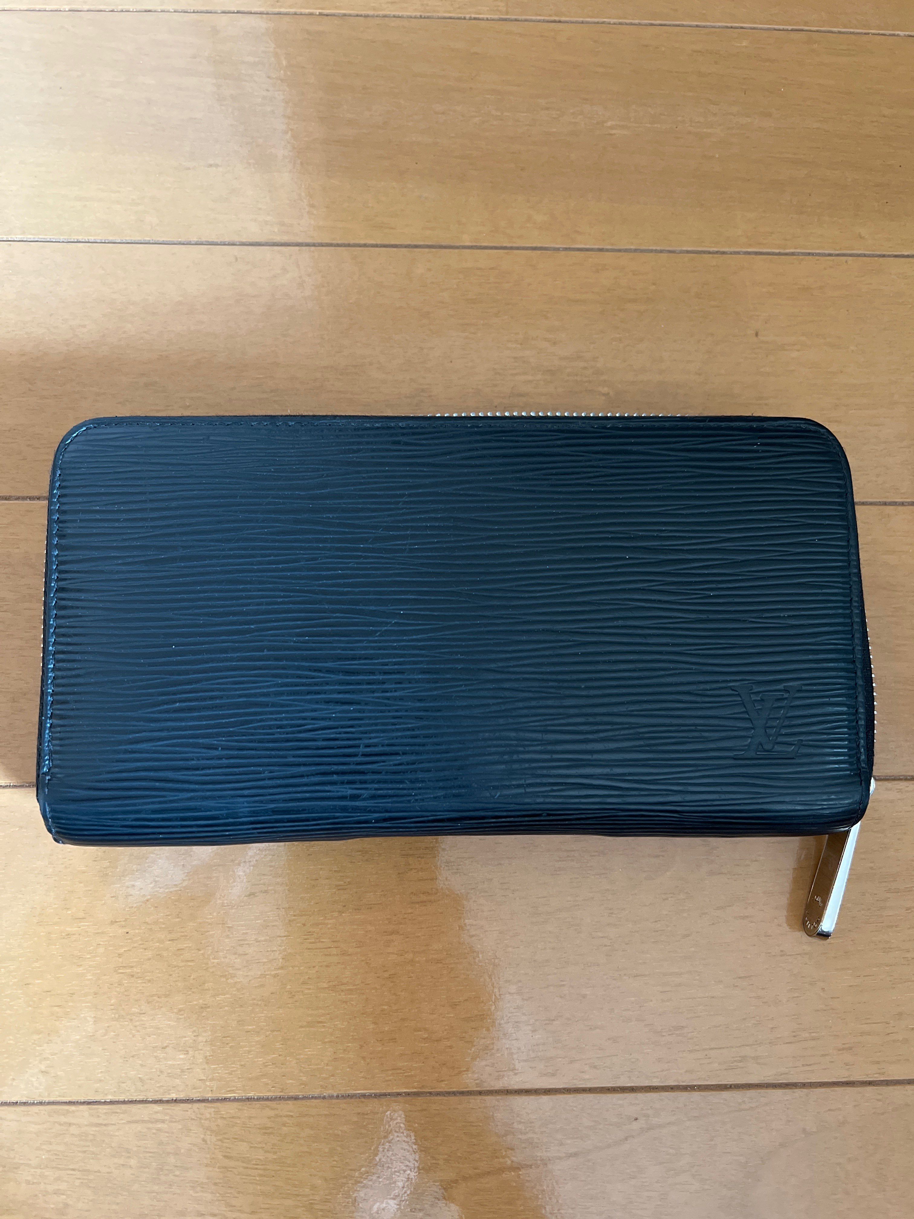 Louis Vuitton Zippy Wallet Epi "Noir"