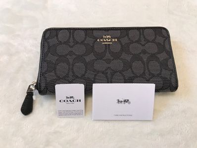 コーチ ラウンド長財布 COACH