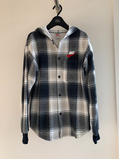 Supreme / NIKE® Hooded Sweatshirt "Black"