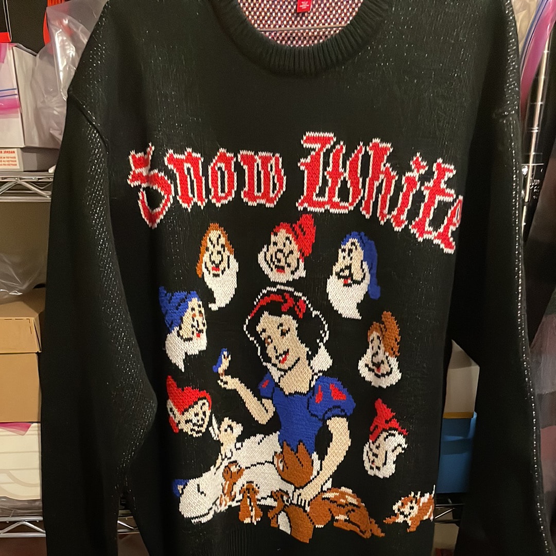 Supreme Snow White Sweater "Black"