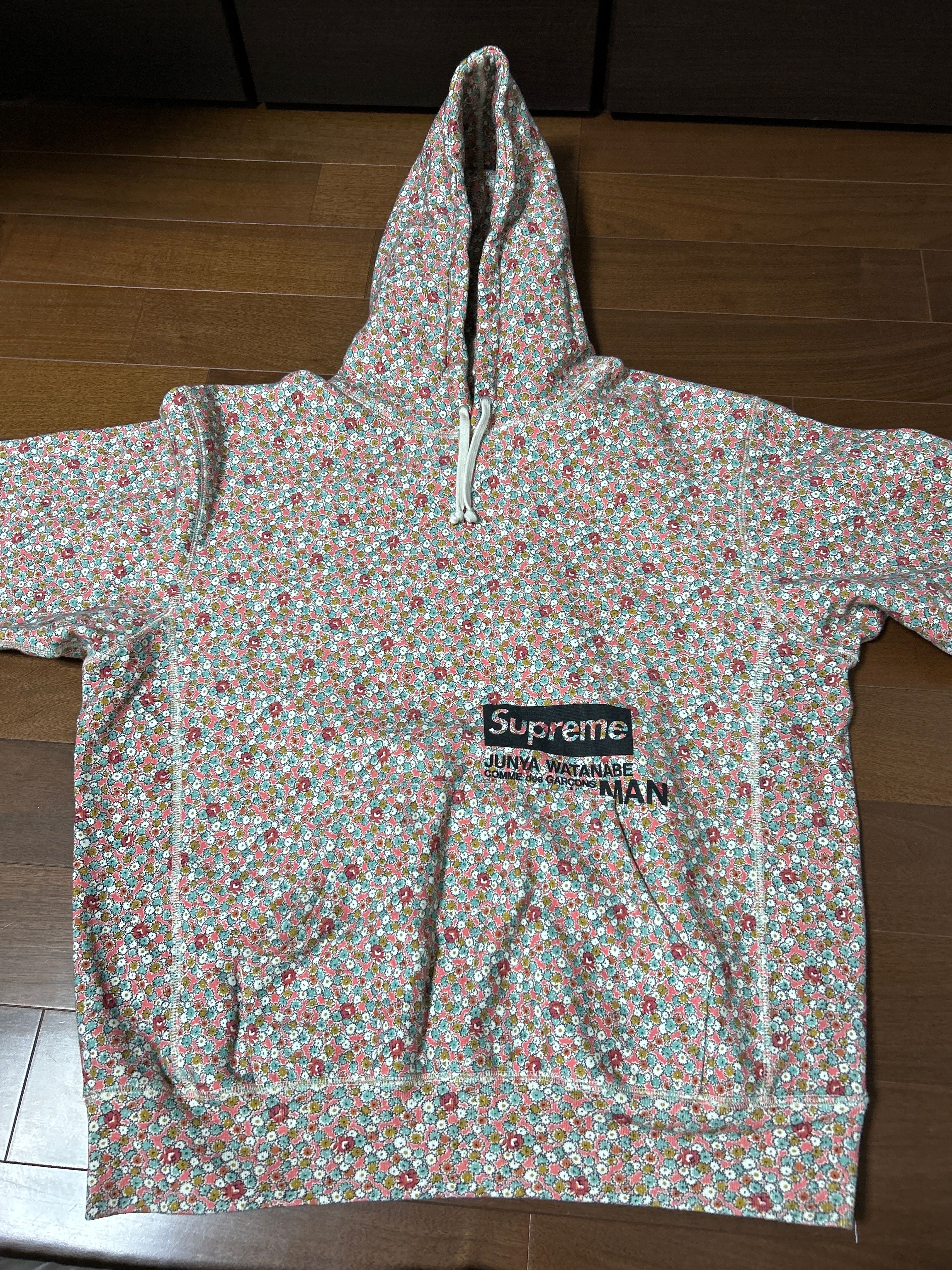 Supreme / JUNYA WATANABE COMME des GARCONS MAN Hooded Sweatshirt "Pink Flowers"