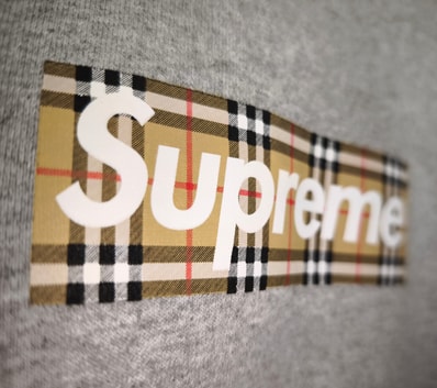 Supreme / Burberry Box Logo Hooded Sweatshirt "Heather Grey"