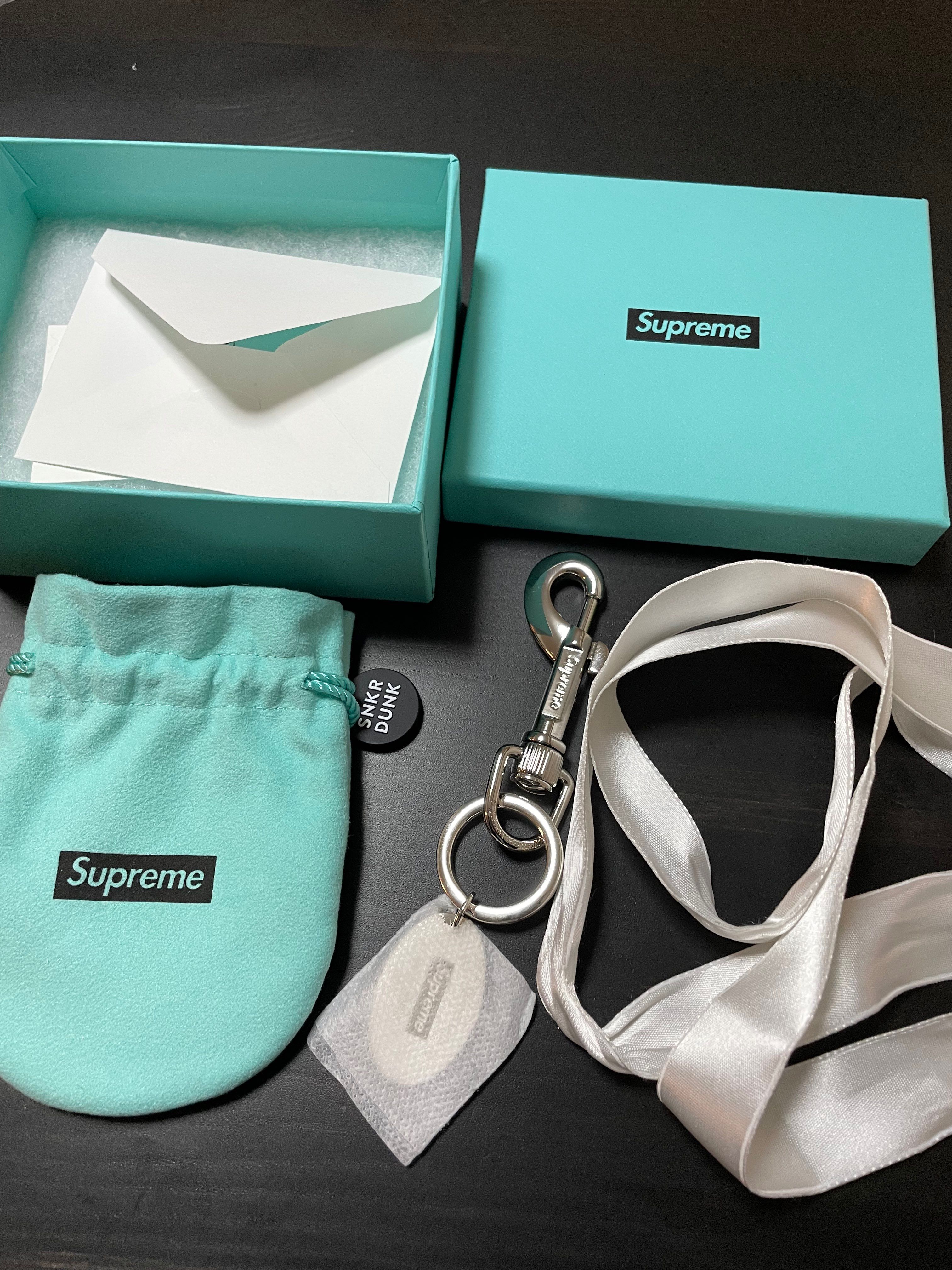 Supreme / Tiffany & Co. Return to Tiffany Oval Tag Keyring "Silver"