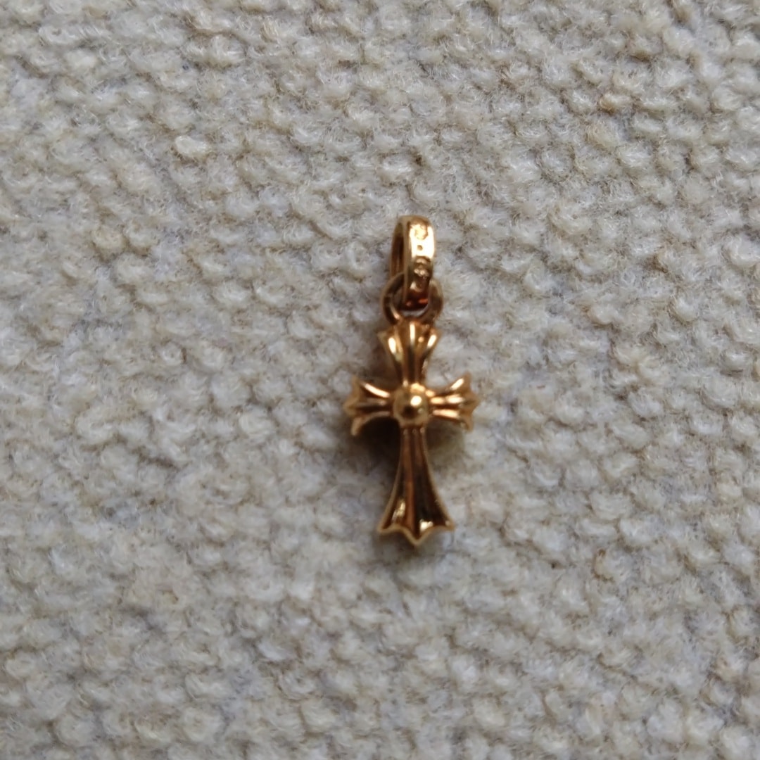 Chrome Hearts 22K Cross Baby Fat Charm "Yellow Gold"