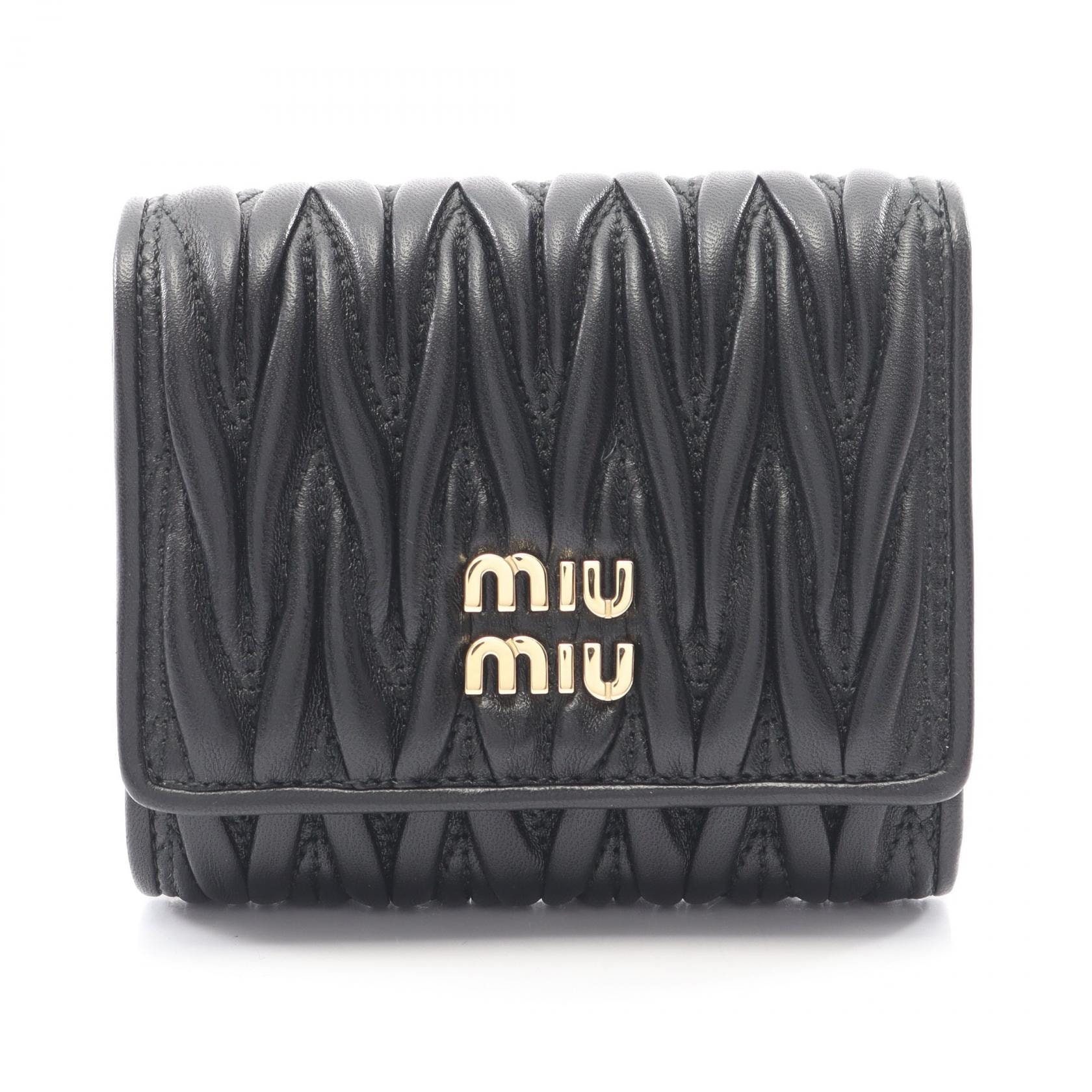 ミュウ ミュウ Miu Miu MATELASSE MIU 三つ折り財布 財布 レザー レディース ブラック系 5MH033AFPPF0002 【新品】