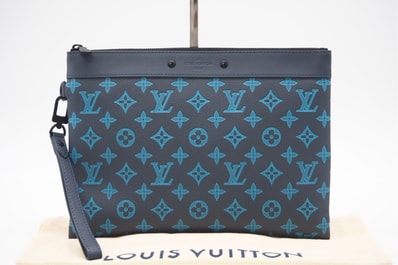 極美品 LOUIS VUITTON ルイ・ヴィトン シャドウ ポシェット トゥ ゴー M82321 クラッチバッグ ネイビー ブルー コーティングキャンバス メンズ