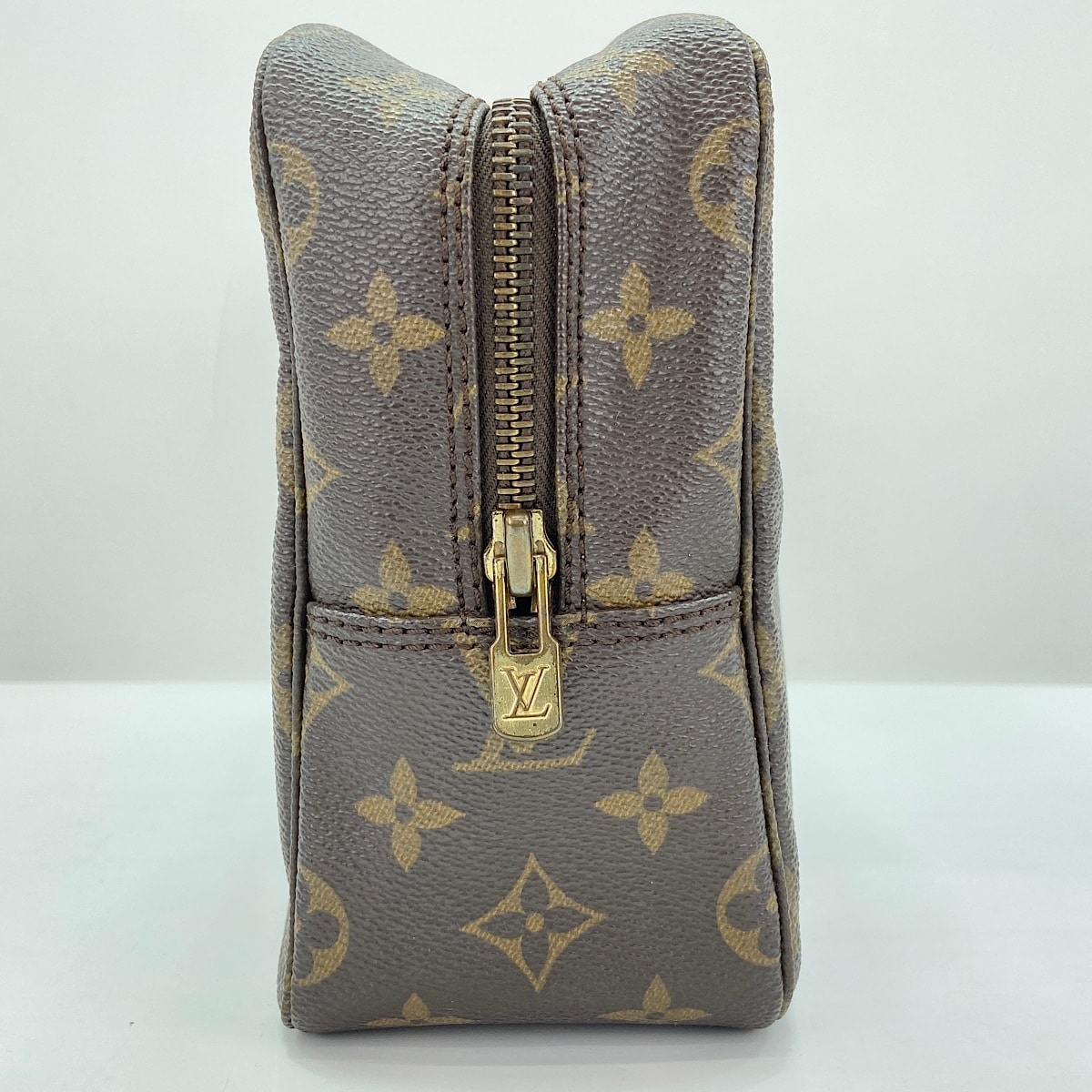 D (傷や汚れあり)】ヴィトン LV トゥルーストワレット 28 ポーチ【中古