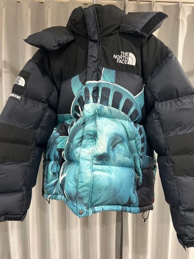 Supreme x The North Face Statue of Liberty Baltoro Jacket "Black"