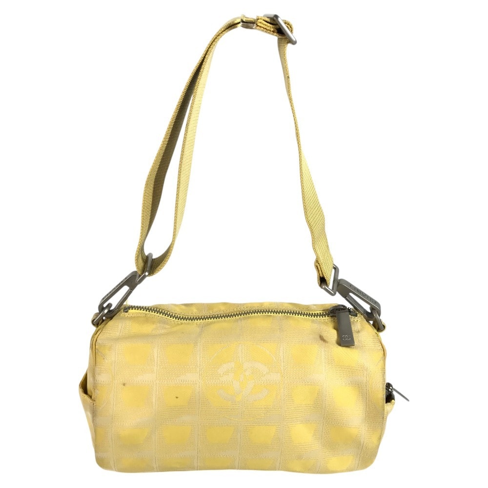 シャネル CHANEL 筒形 CC ココマーク ロゴ ニュートラベルライン カバン バッグ 肩掛け ヴィンテージシャネル Vintage Chanel ショルダーバッグ ナイロンキャンバス イエロー