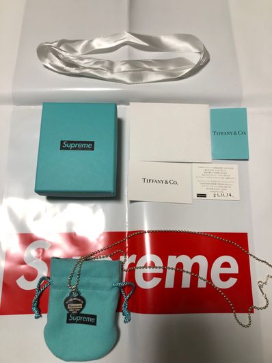 Supreme / Tiffany & Co. Return to Tiffany Heart Tag Pendant "Silver"
