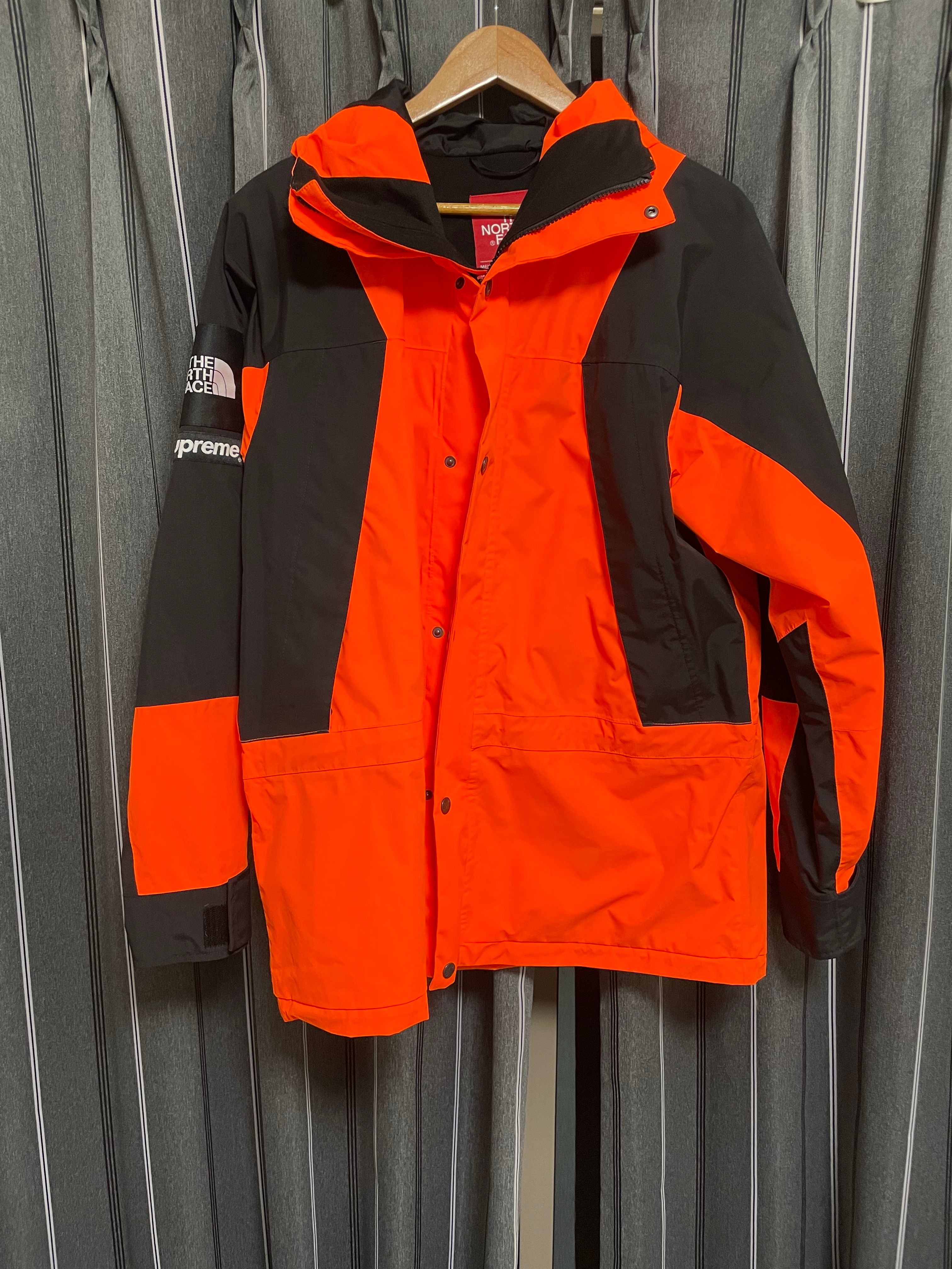 Supreme x The North Face Mountain Light Jacket "Power Orange"
