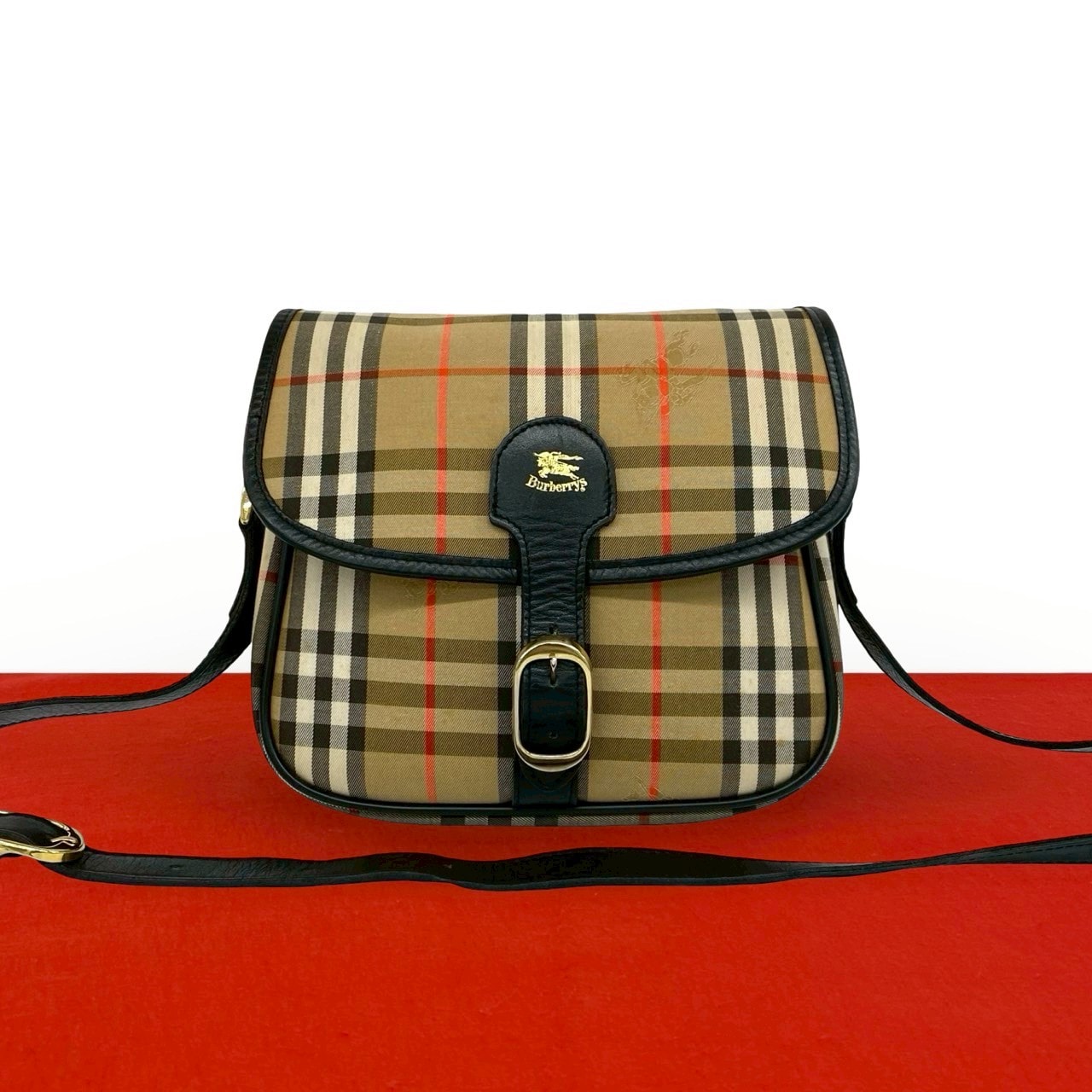 B (目立った傷や汚れなし)】BURBERRY バーバリー ノバチェック 柄