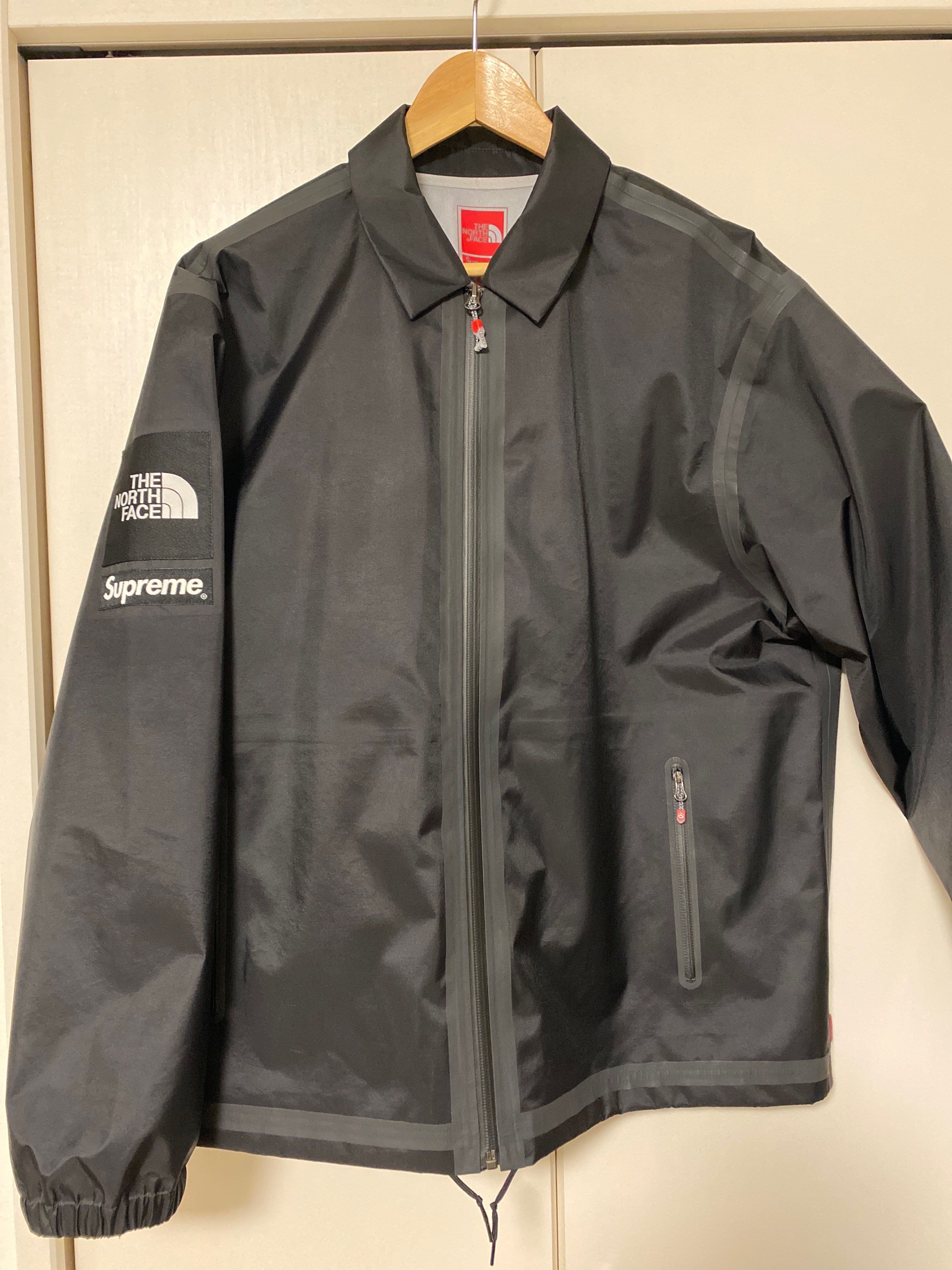 Supreme x The North Face Summit Series Outer Tape Seam Coaches Jacket "Black"