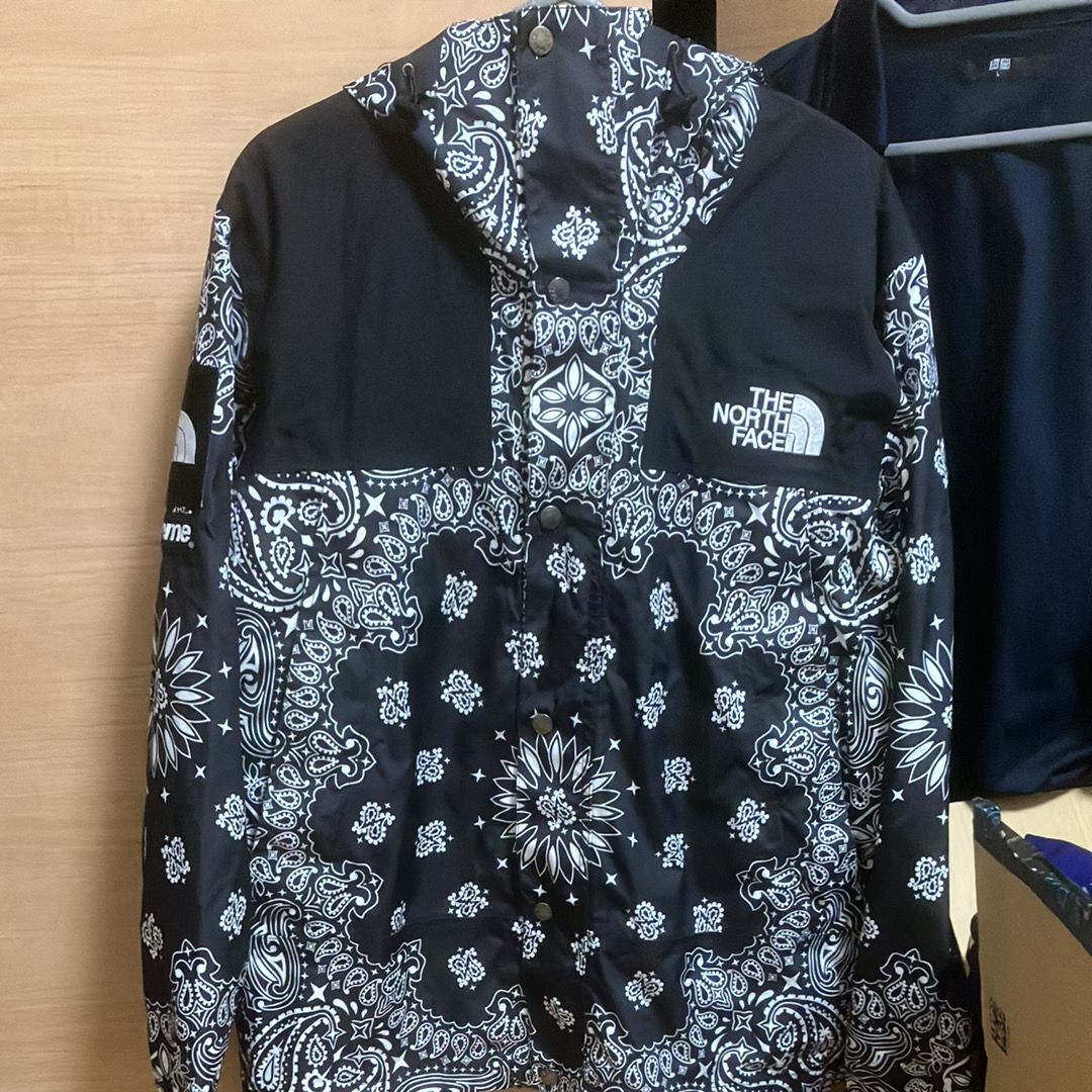 Supreme The North Face Bandana Mountain Parka "Black"