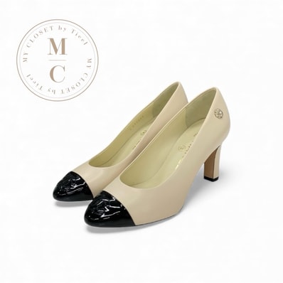 シャネル CHANEL パンプス 靴 シューズ レザー パテント ベージュ ブラック 未使用 ココマーク カメリア