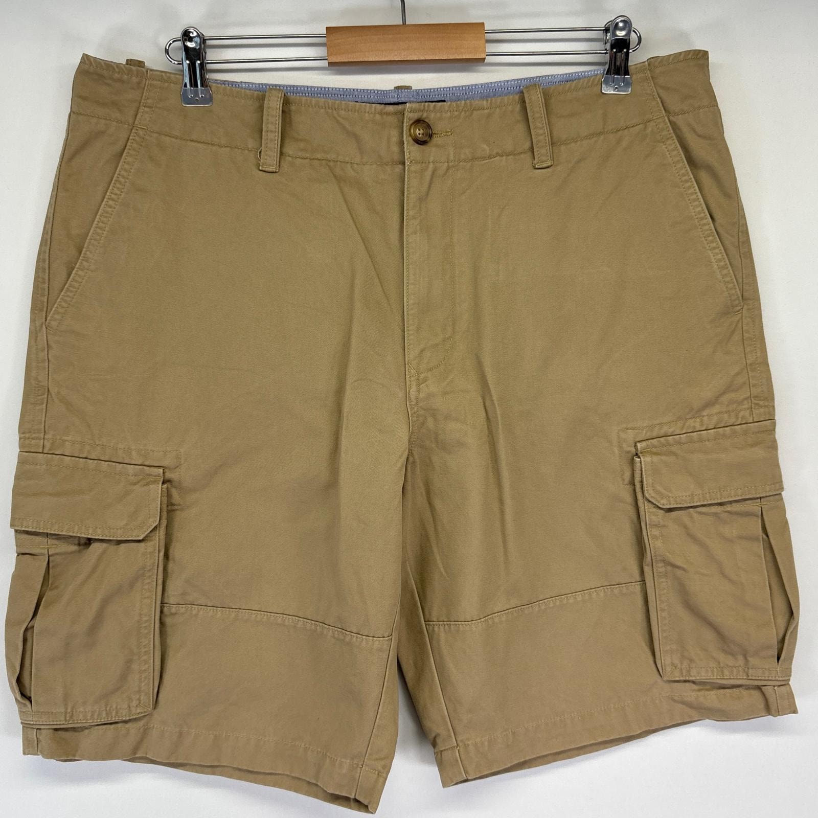 古着 トミーヒルフィガー TOMMY HILFIGER ショートパンツ チノショーツ カーゴ ハーフ 半ズボン 短パン ワンポイント w36 ベージュ系 メンズ