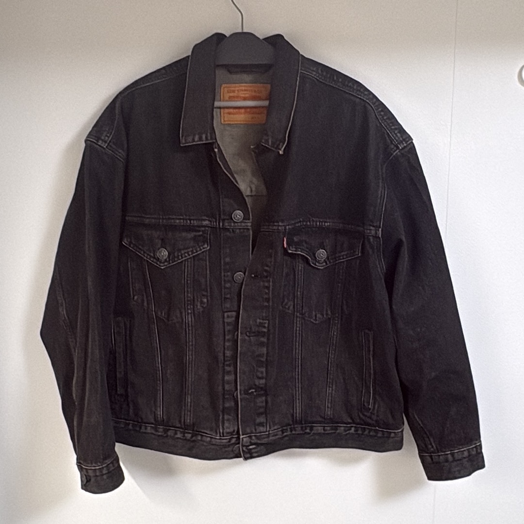 Nike Jordan x Levi's Type III Denim Trucker Jacket "Black Wash"