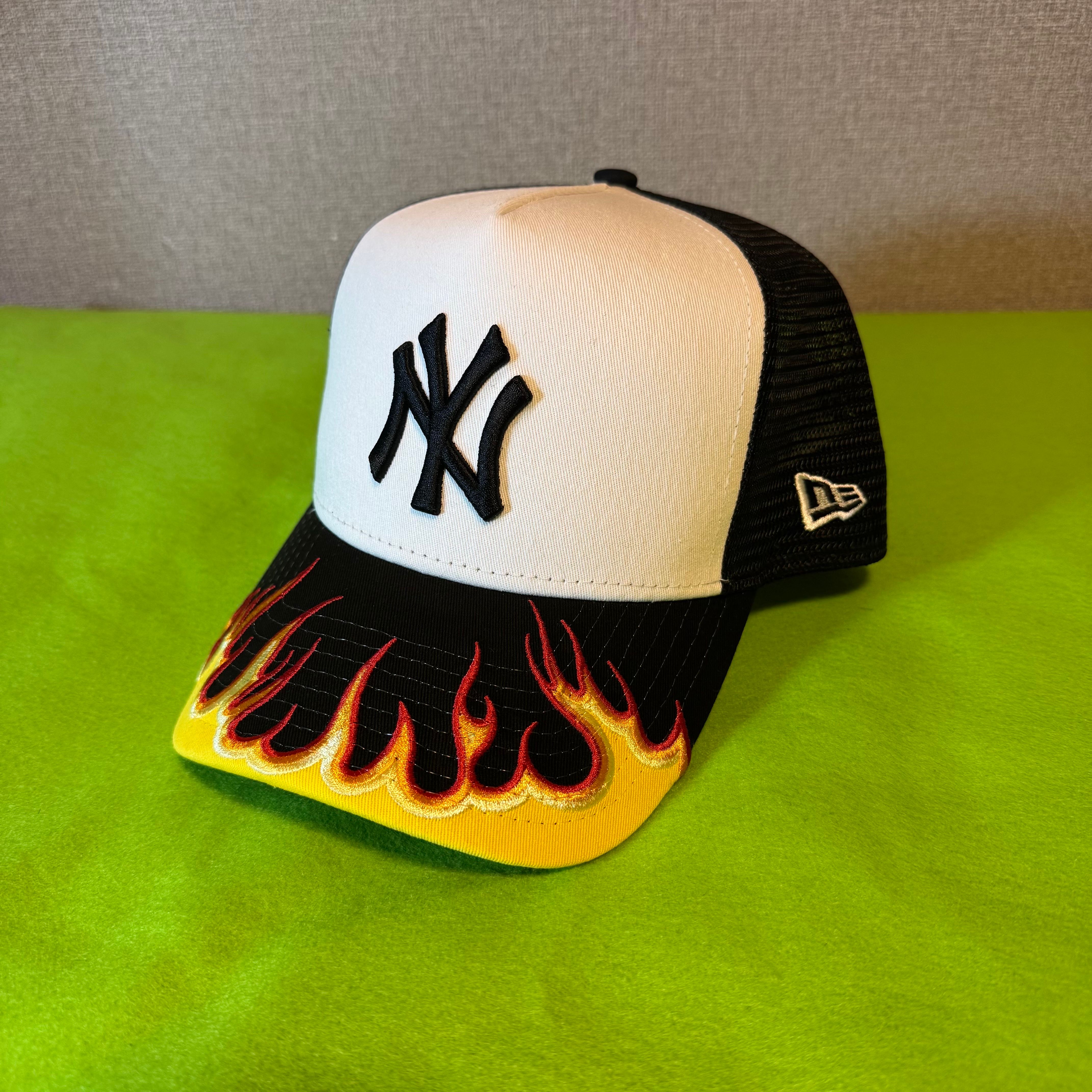 NEW ERA 9FORTY メッシュキャップ トラッカーキャップ 炎デザイン