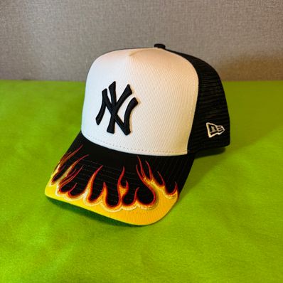 NEW ERA 9FORTY メッシュキャップ トラッカーキャップ 炎デザイン