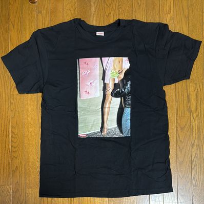 Supreme Model Tee "Black"