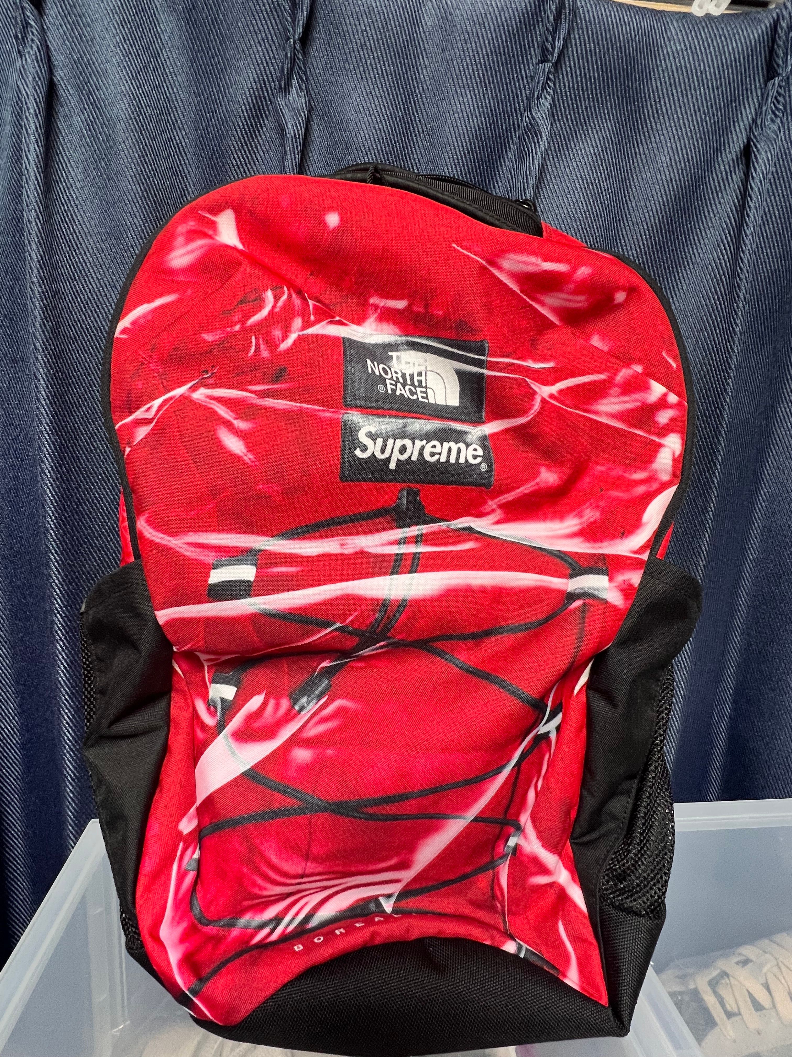 Supreme x The North Face Trompe Loeil Printed Borealis Backpack "Red"