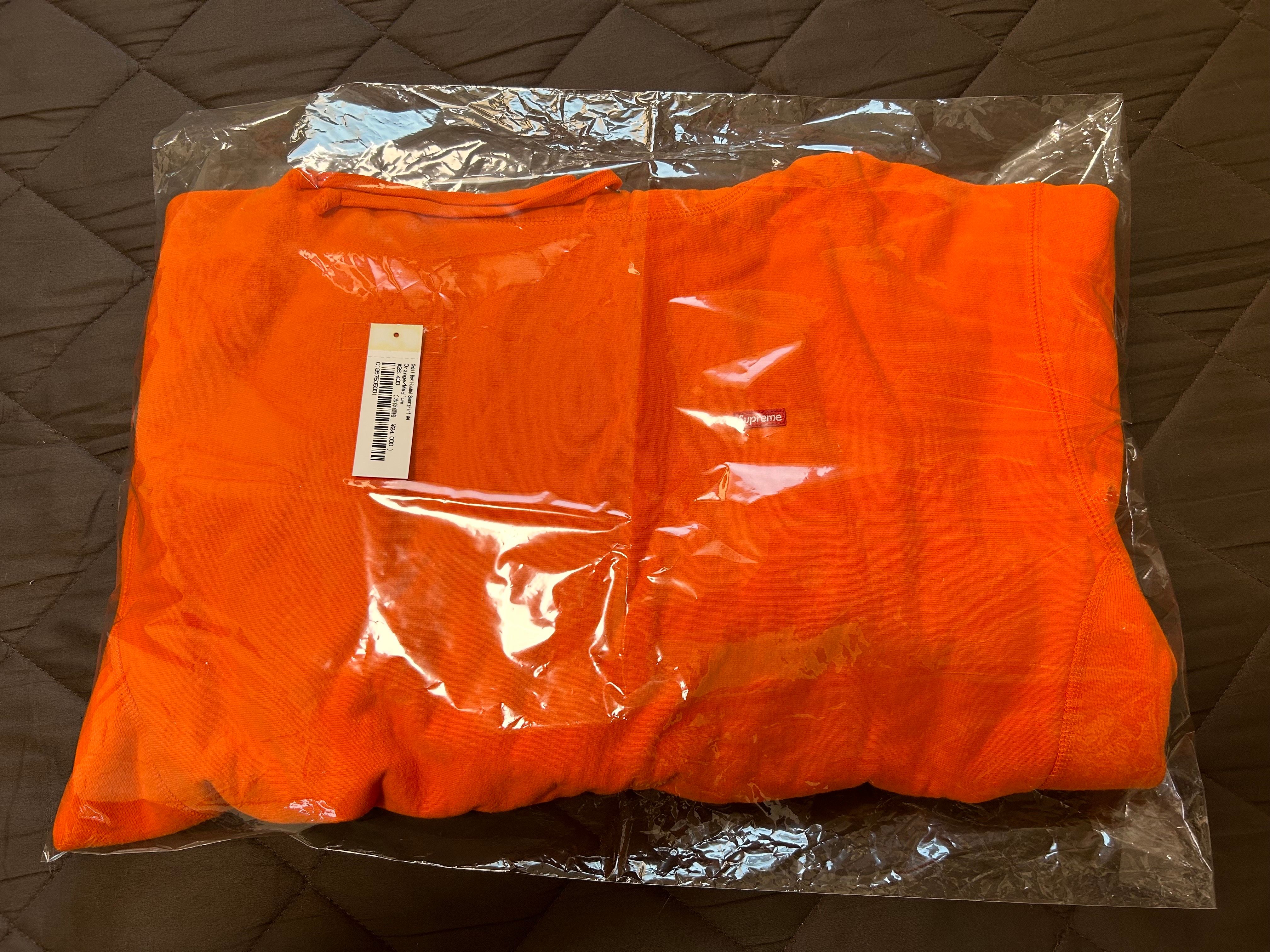 Supreme Small Box Hooded Sweatshirt "Orange" (21FW)