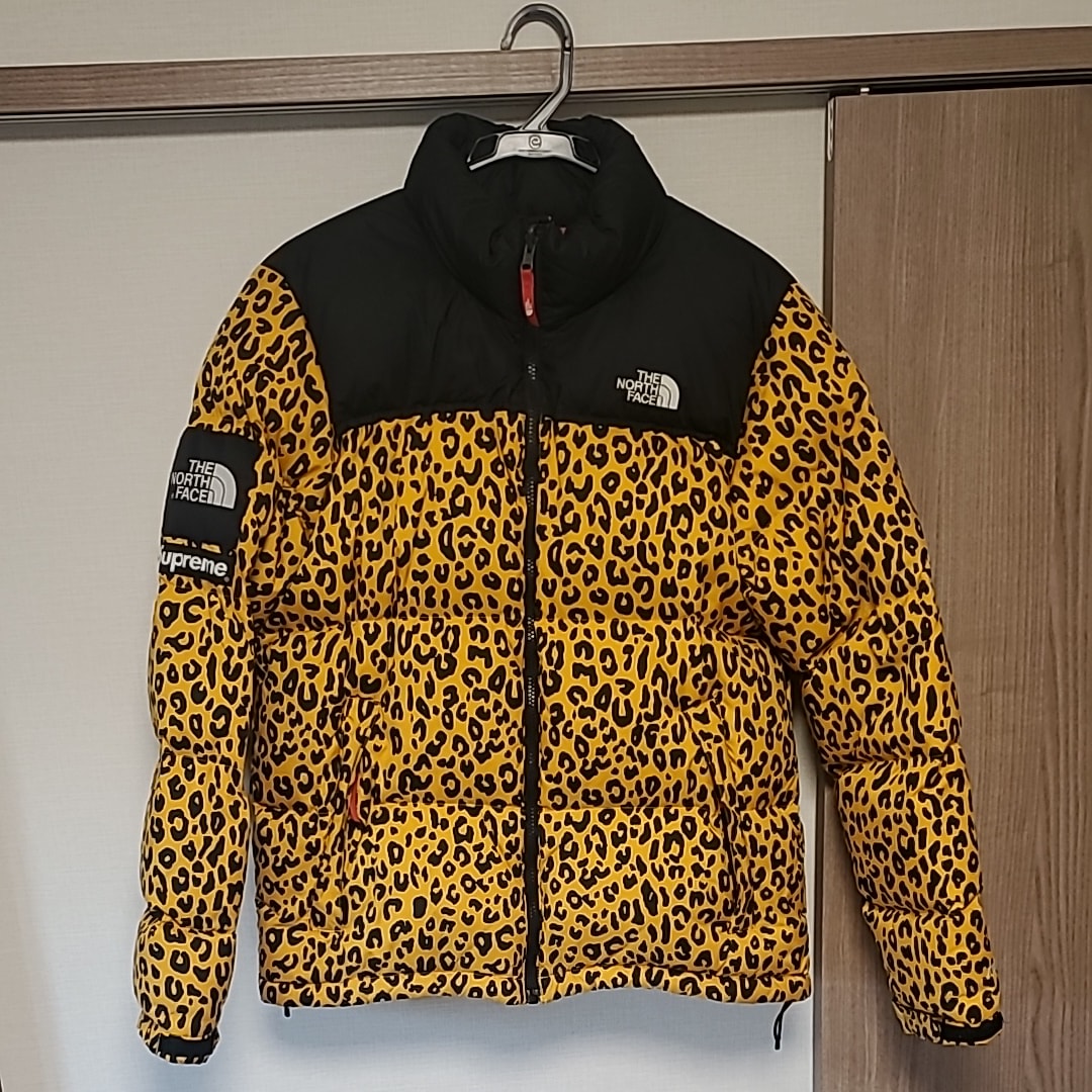 Supreme The North Face Nuptse Down Jacket "Yellow Leopard"