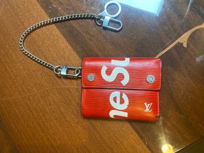 Louis Vuitton x Supreme Chain Wallet "Red"