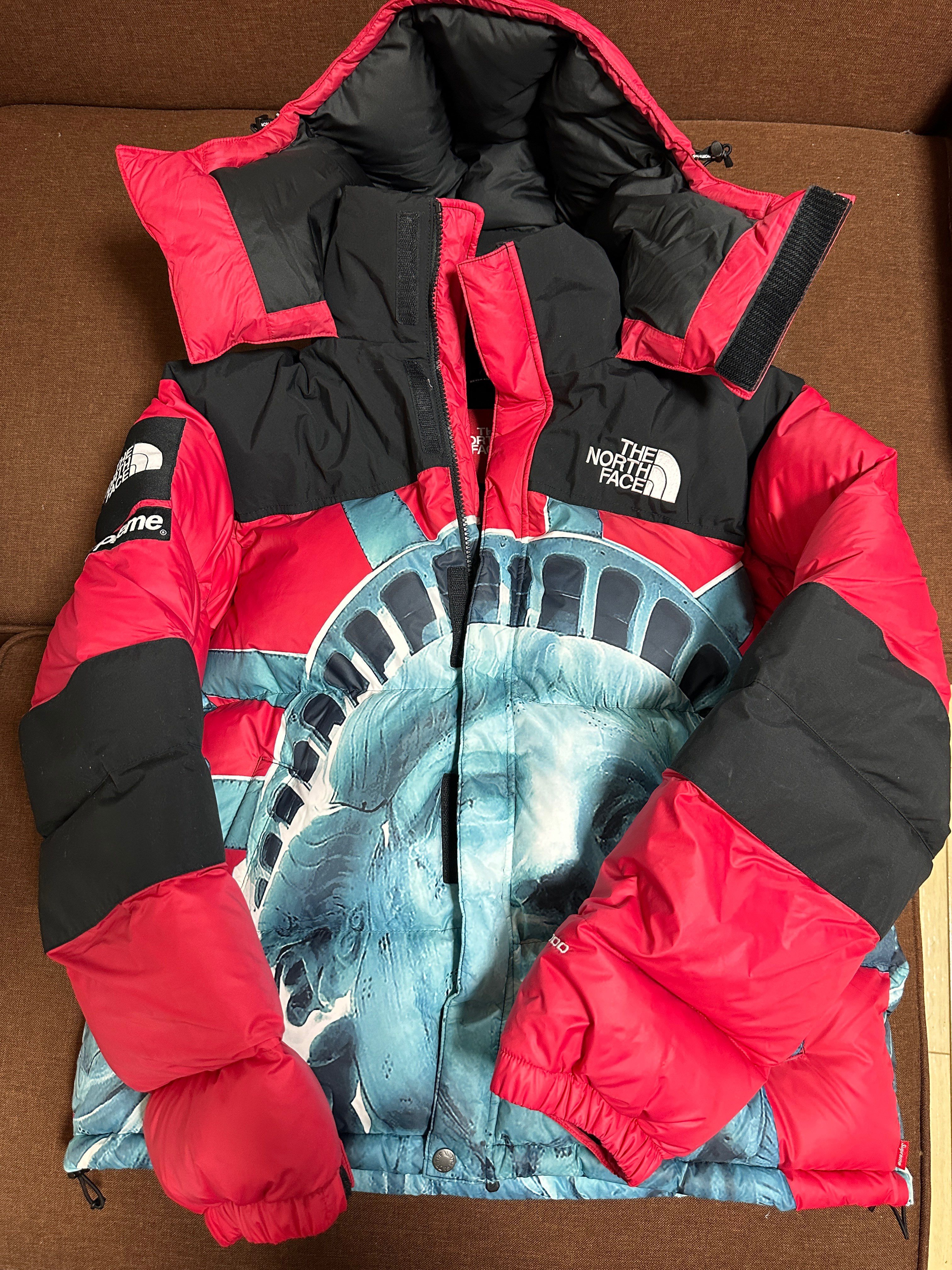 Supreme x The North Face Statue of Liberty Baltoro Jacket "Red"