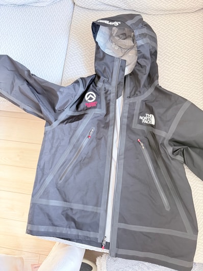 Supreme x The North Face Summit Series Outer Tape Seam Shell Jacket "Black"