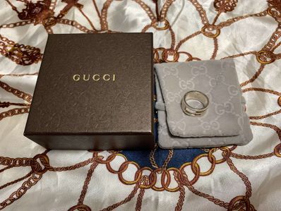 GUCCI Silver Ring With Square G