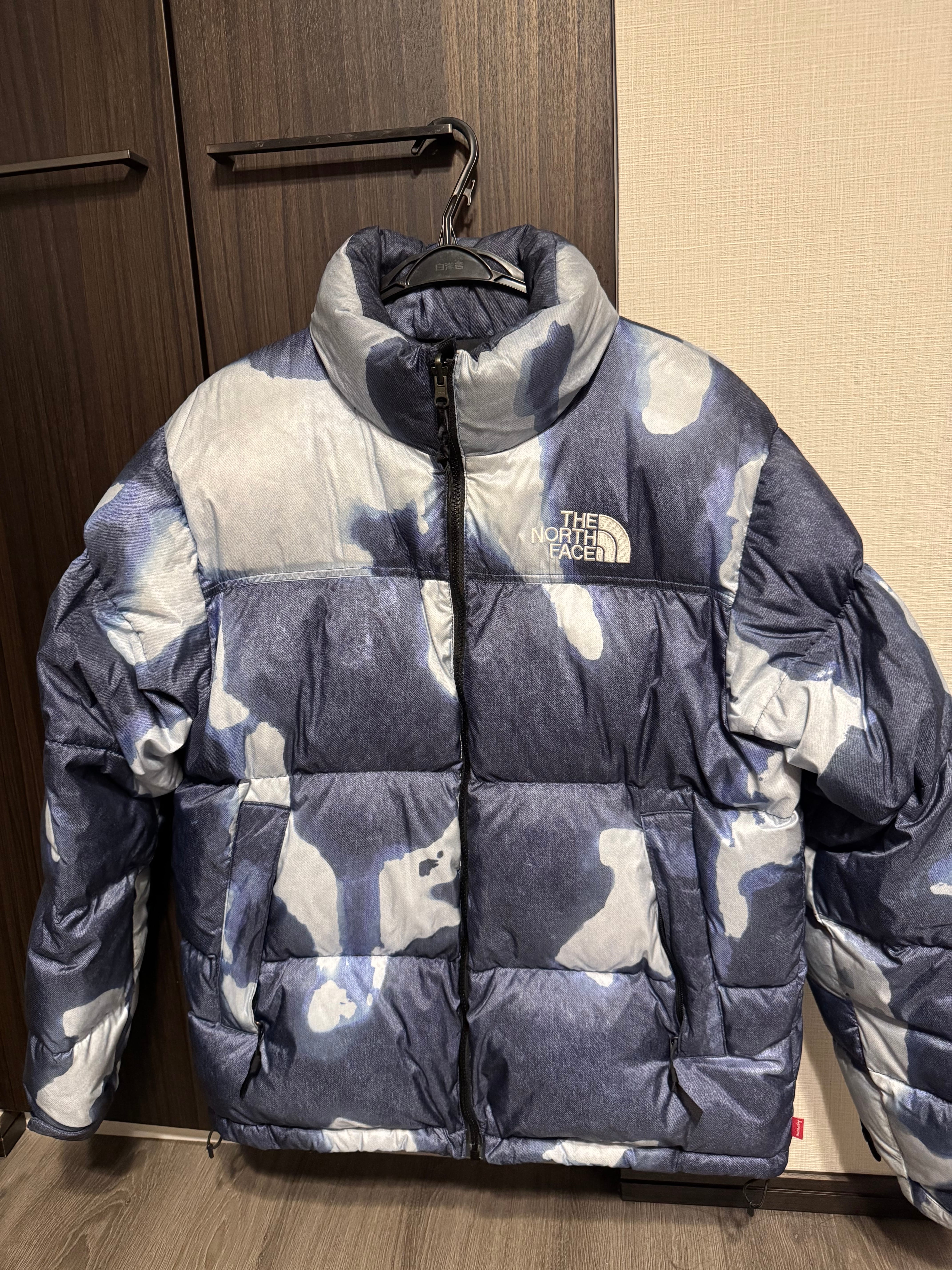 Supreme x The North Face Bleached Denim Print Nuptse Jacket "Indigo"