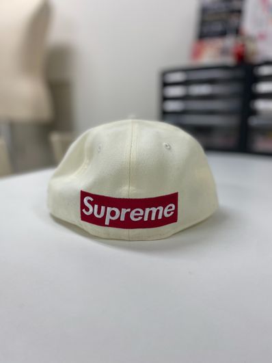 Supreme Reverse Box Logo New Era® "Natural"