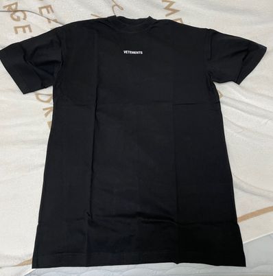 VETEMENTS ヴェトモン 半袖Tシャツ