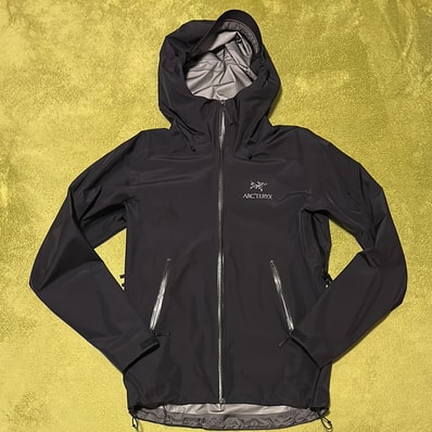 ARC'TERYX Beta LT Jacket "Black"