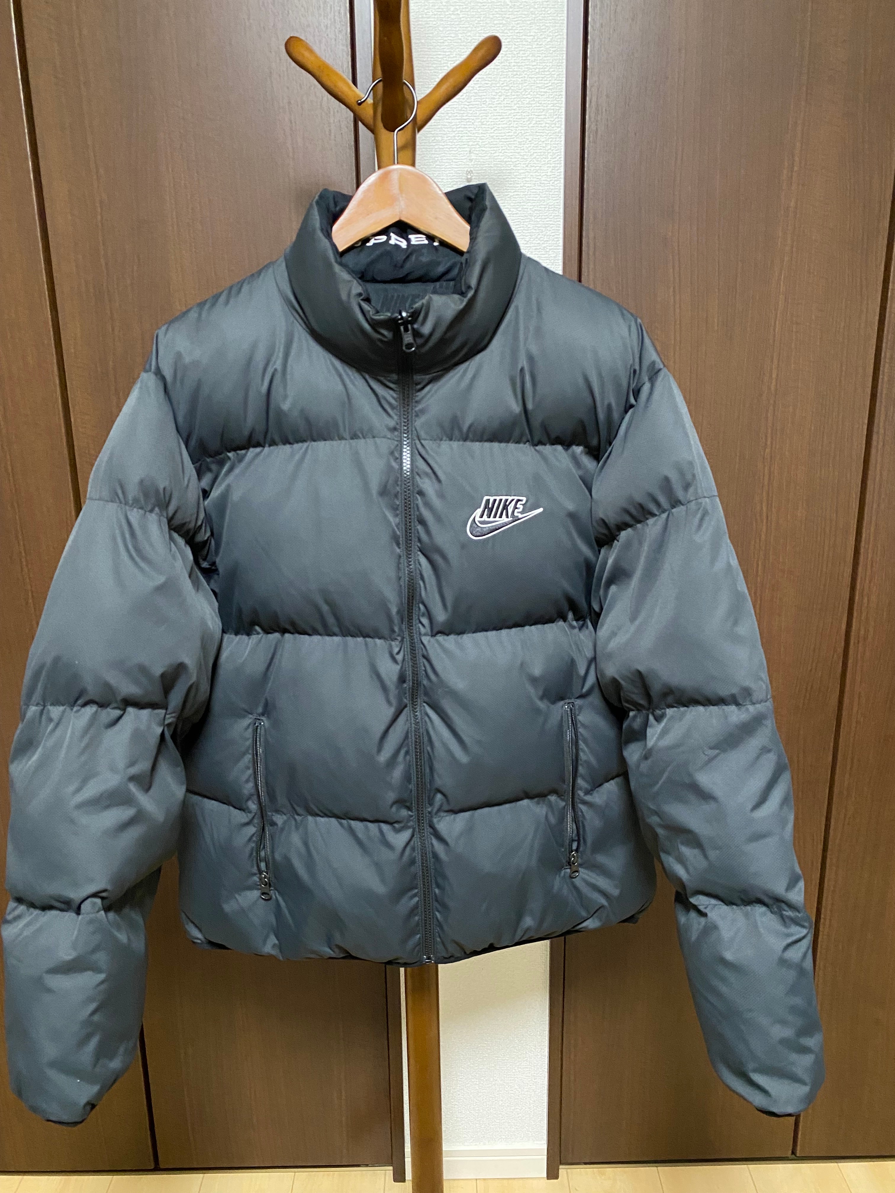 Supreme / Nike® Reversible Puffy Jacket "Black"