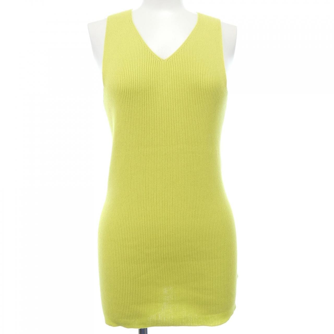 イッセイミヤケ ISSEY MIYAKE トップス