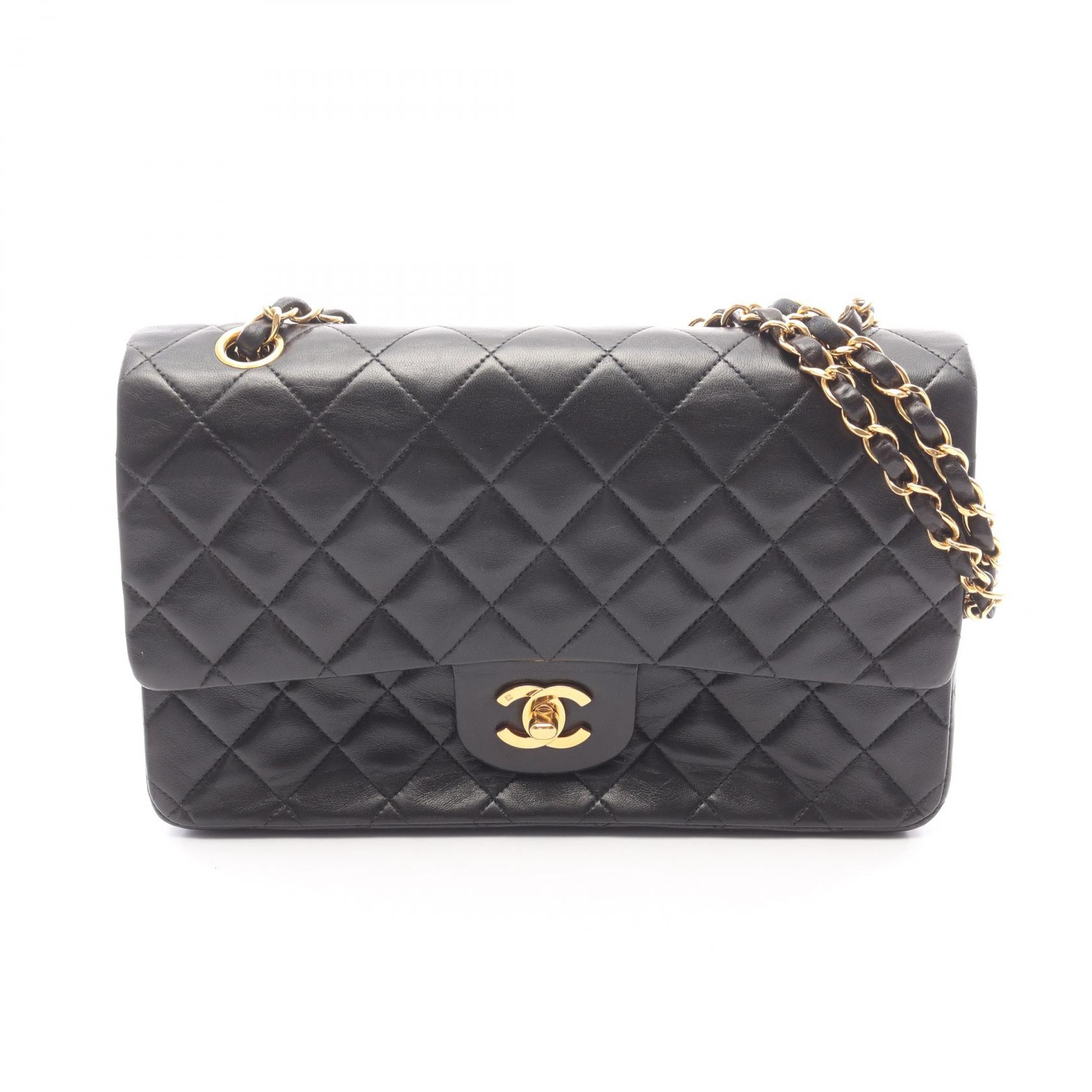 シャネル CHANEL マトラッセ Wフラップ ショルダーバッグ バッグ ラムスキン(羊革) レディース ブラック系 【中古】