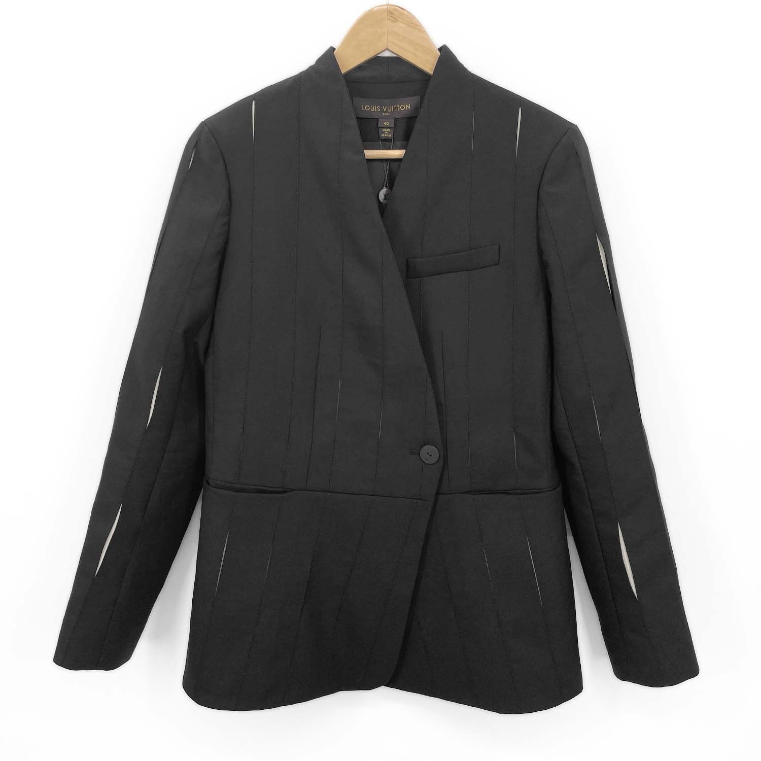 LOUIS VUITTON ルイ・ヴィトン ノーカラー スリットデザイン テーラードジャケット
 ウール ビスコース 40 ブラック レディース
 【中古】