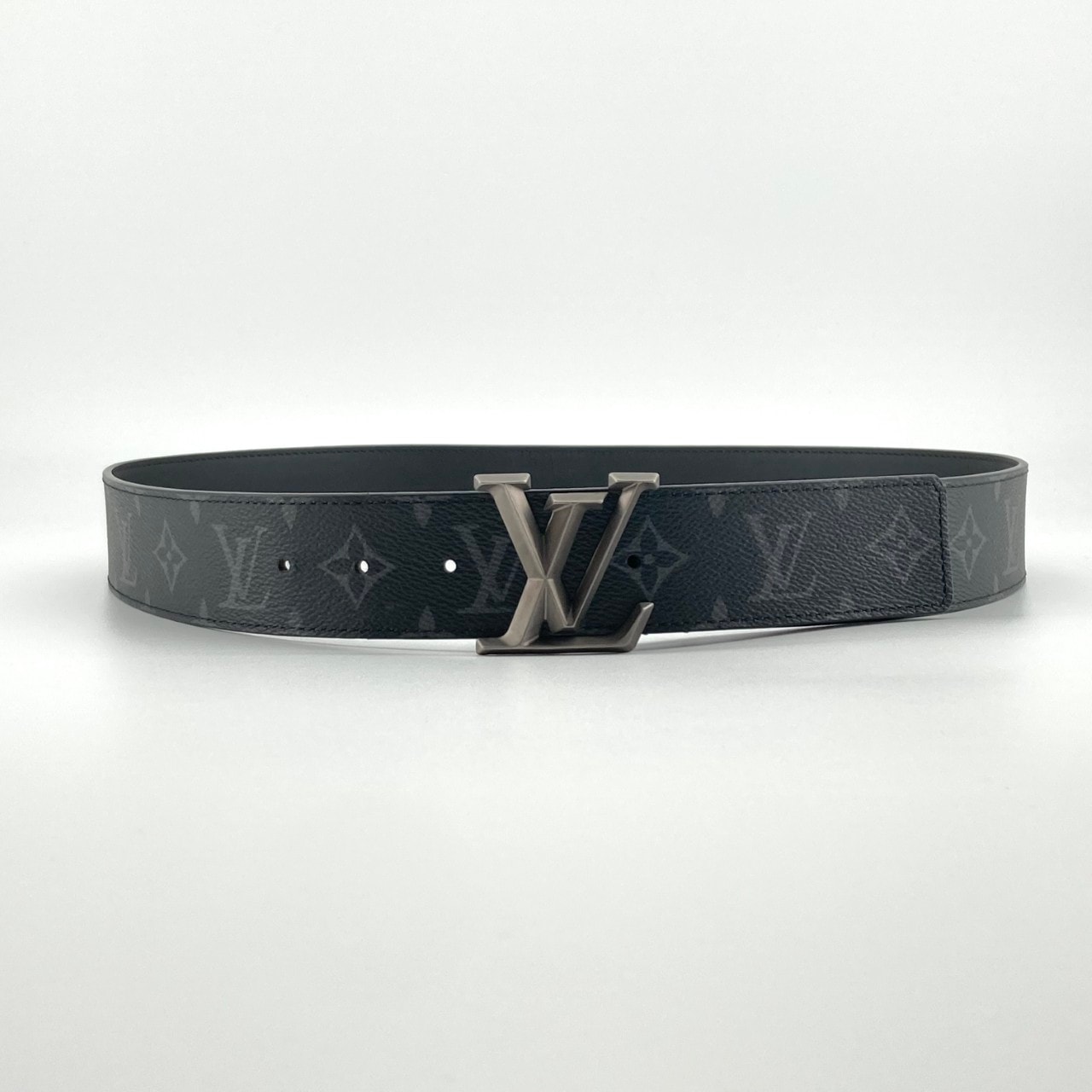 LOUIS VUITTON(ルイ・ヴィトン) サンチュール LVイニシャル モノグラム リバーシブル M0607 ベルト グレー