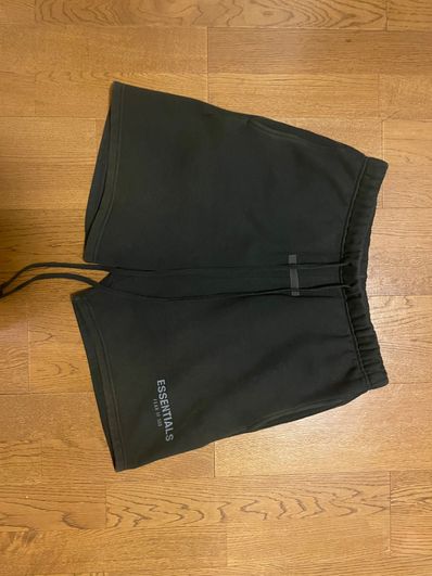FEAR OF GOD ESSENTIALS Sweat Shorts "Black"