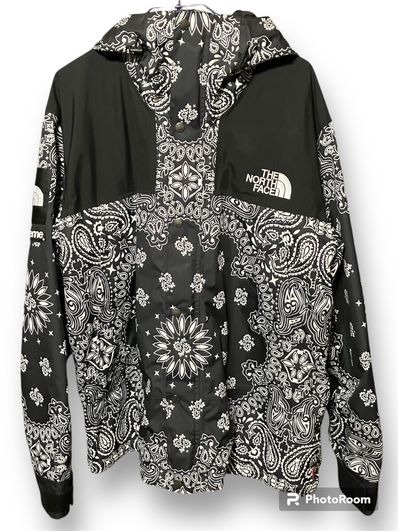 Supreme The North Face Bandana Mountain Parka "Black"